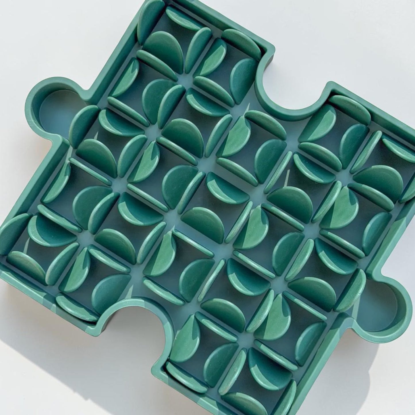 Tapis de léchage - puzzle vert Le Palais Canin